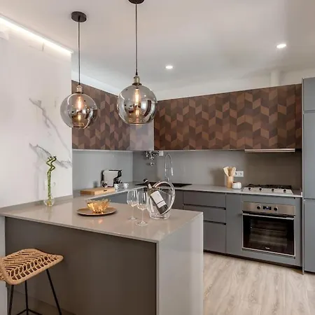 Modern 2-bedroom Center * Lisboa